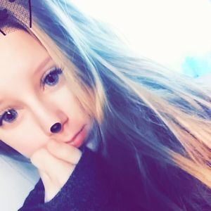 Meet your Posher, Esther